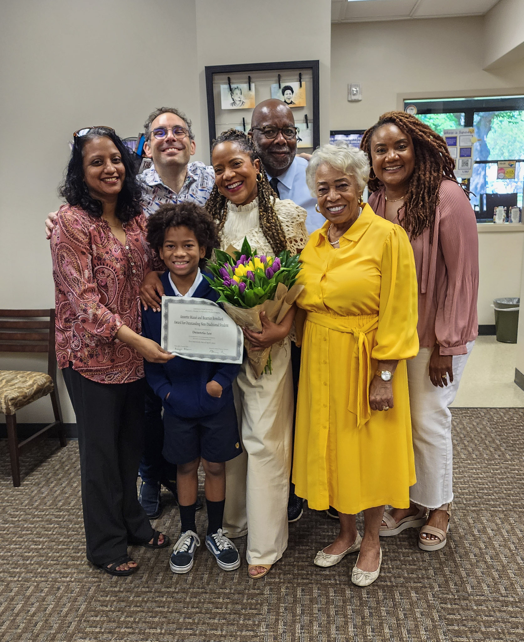 Image of awardee Denetria Lee and family.