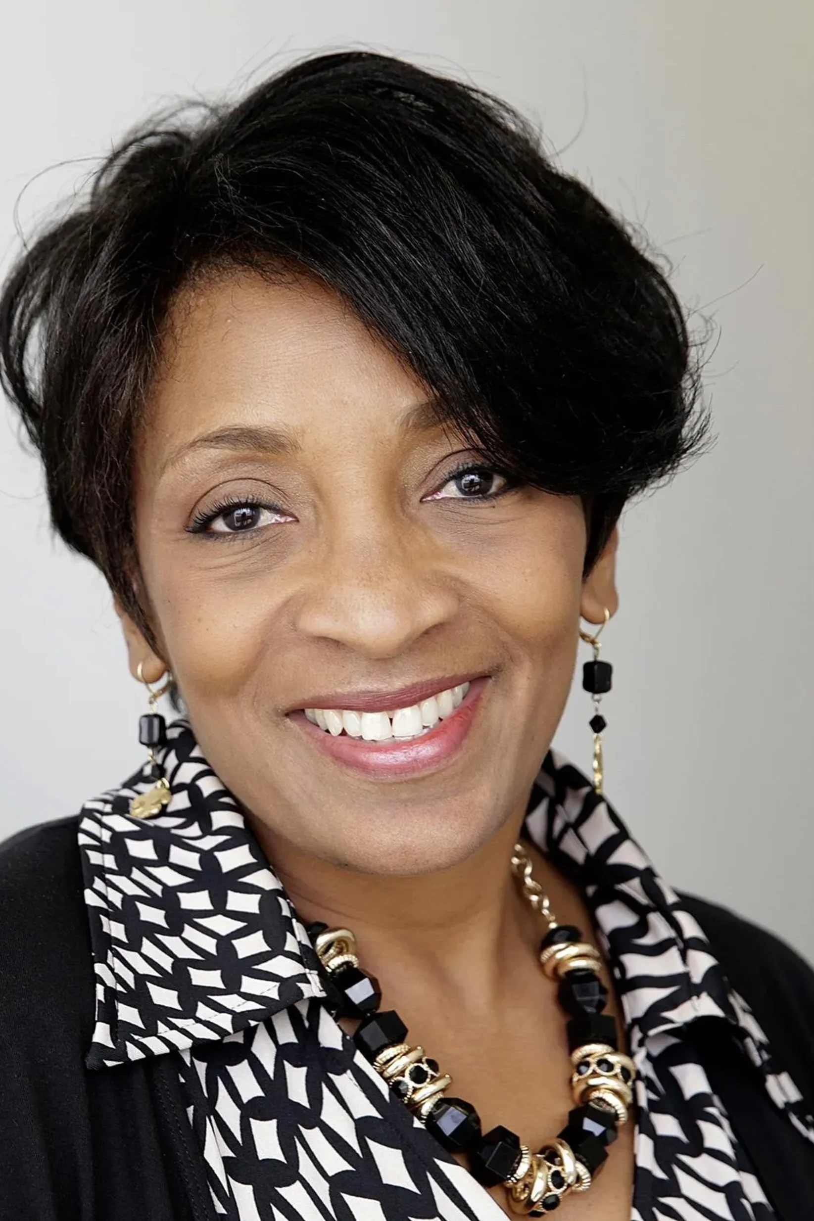 Headshot of Lisa Page